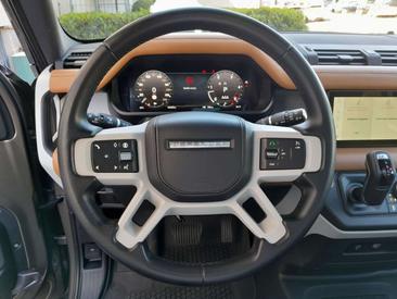 Land Rover Defender 110 X-Dynamic SE AWD Auto. 3.0D I6 200 — photo 11