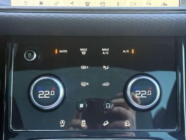 Land Rover Range Rover Evoque R-Dynamic S LED Pano RüKamera — photo 21