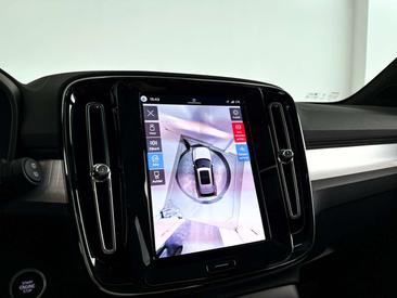 Volvo XC40 B4 Plus — photo 24