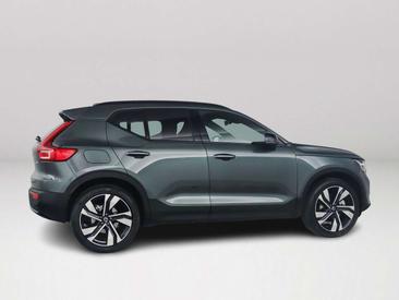 Volvo XC40 B4 Plus — photo 4