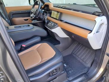 Land Rover Defender 110 X-Dynamic SE AWD Auto. 3.0D I6 200 — photo 18