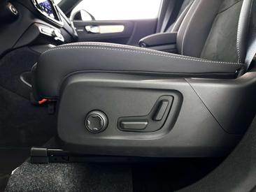 Volvo XC40 B4 Plus — photo 6