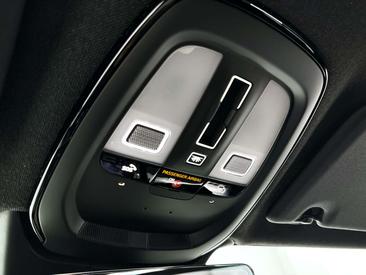 Volvo XC40 B4 Plus — photo 30