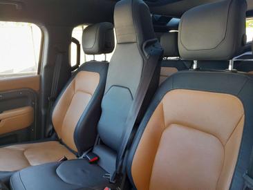 Land Rover Defender 110 X-Dynamic SE AWD Auto. 3.0D I6 200 — photo 20