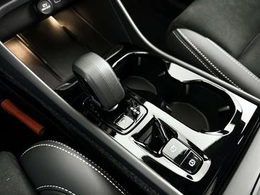 Volvo XC40 B4 Plus — photo 21
