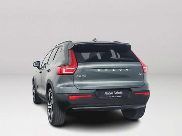 Volvo XC40 B4 Plus — photo 11