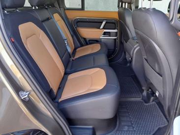Land Rover Defender 110 X-Dynamic SE AWD Auto. 3.0D I6 200 — photo 27