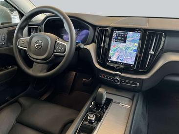 Volvo XC60 B5 — photo 11