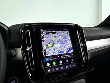 Volvo XC40 B4 Plus — photo 22
