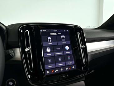 Volvo XC40 B4 Plus — photo 25
