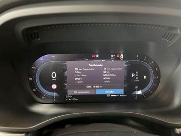 Volvo XC60 B5 — photo 15
