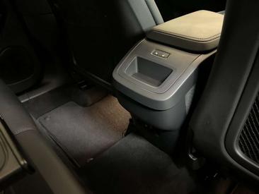 Volvo XC60 B5 — photo 21