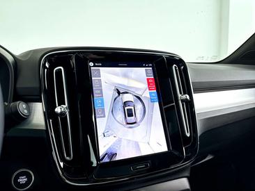 Volvo XC40 B4 Plus — photo 24