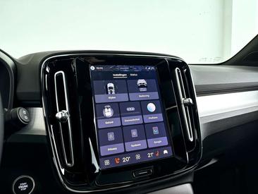 Volvo XC40 B4 Plus — photo 25