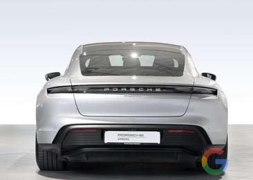 Porsche Taycan — photo 3