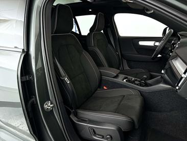 Volvo XC40 B4 Plus — photo 31