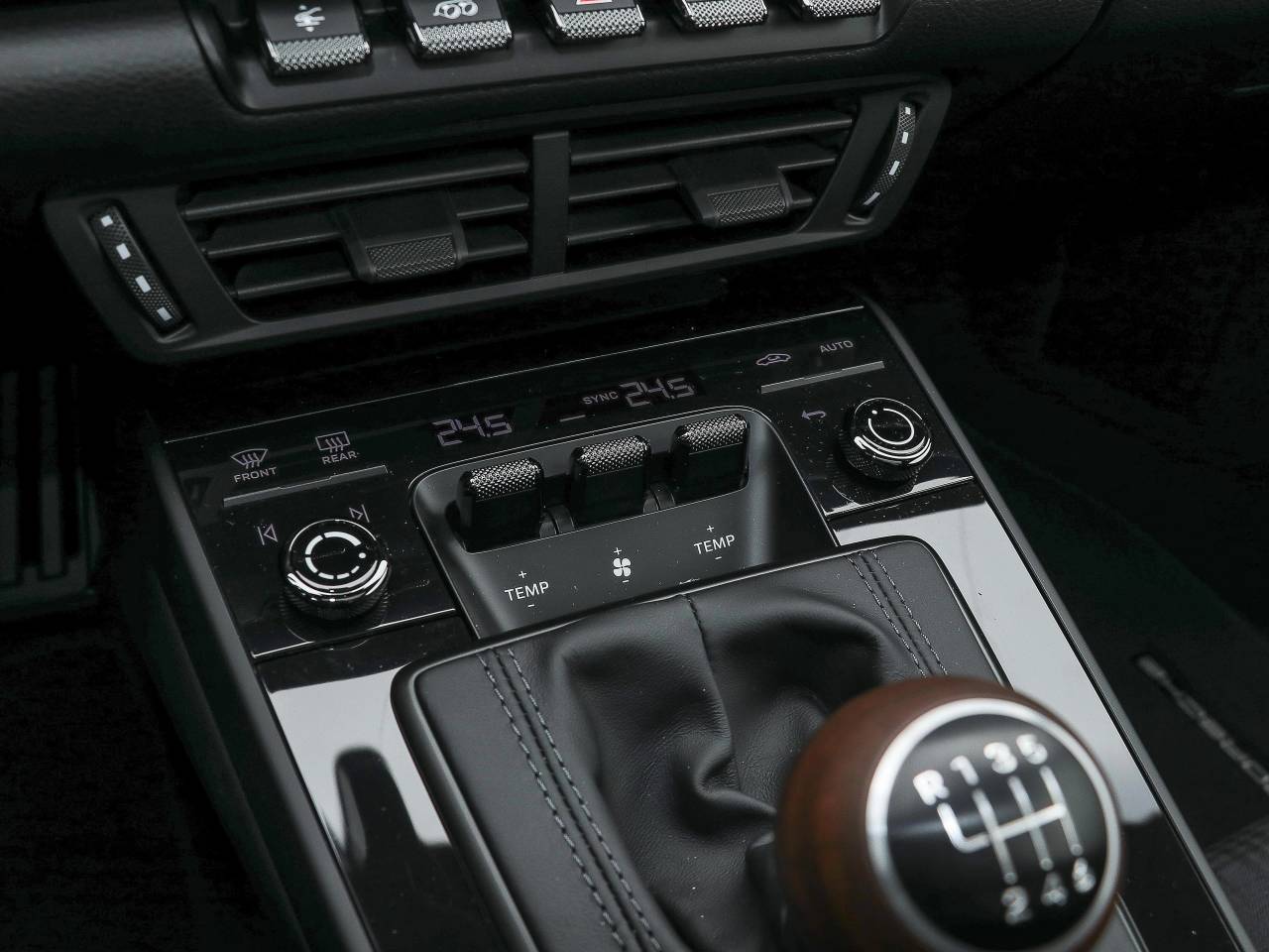 Porsche 992 II Carrera T - 2025 - Joinsteer - #27