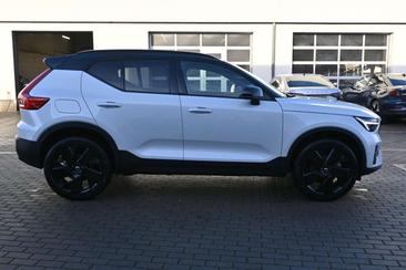Volvo XC40 B4 Plus — photo 7