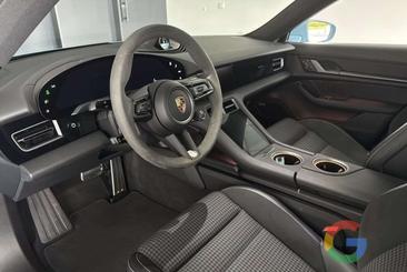 Porsche Taycan 4S — photo 9