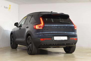 Volvo XC40 B4 Plus — photo 4