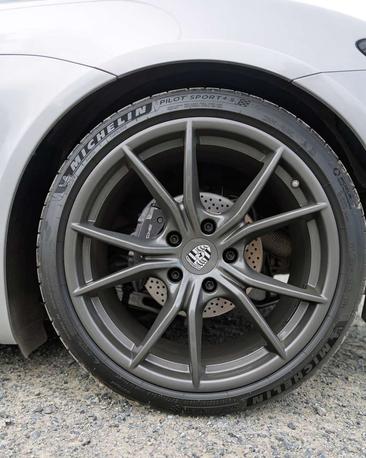 Porsche 718 Cayman T — photo 6