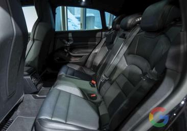 Porsche Taycan — photo 8