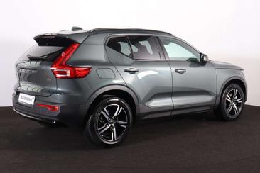 Volvo XC40 B4 Plus — photo 3