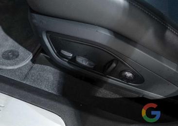Porsche Taycan — photo 14