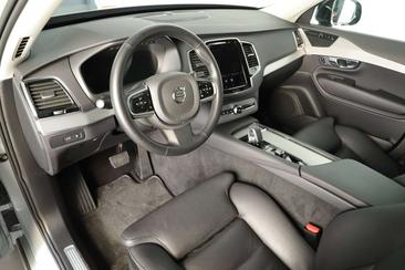 Volvo XC90 T8 Recharge Plus — photo 9