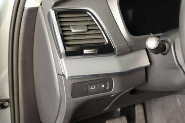 Volvo XC90 T8 Recharge Plus — photo 10