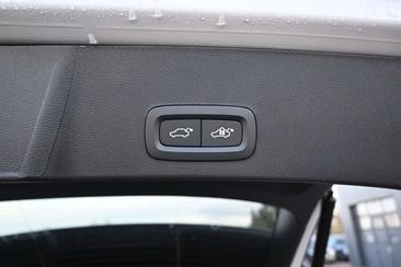 Volvo XC40 B4 Plus — photo 17