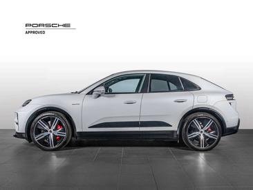 Porsche Macan Turbo — photo 2