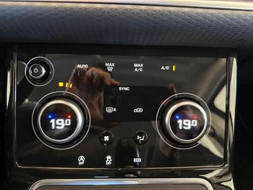 Land Rover Range Rover Evoque 2.0D I4 150CV DINAMIC Edition — photo 20