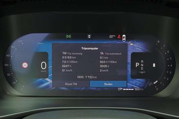Volvo XC40 B4 Plus — photo 11