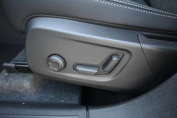 Volvo XC40 B4 Plus — photo 20