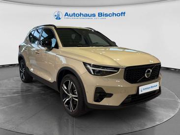 Volvo XC40 B4 Plus — photo 3