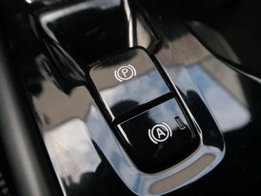 Volvo XC40 T4 Recharge R-Design — photo 29