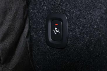 Volvo XC40 B4 Plus — photo 17