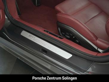 Porsche 992 I Carrera 4S — photo 14
