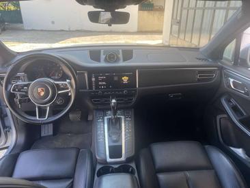 Porsche Macan Base 2019 — photo 8