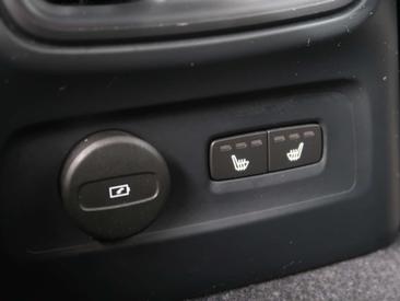 Volvo XC40 T4 Recharge R-Design — photo 34