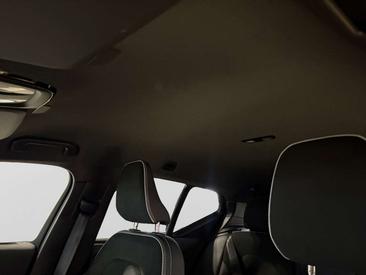 Volvo XC40 B4 Plus — photo 12