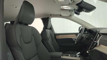 Volvo XC90 T8 Recharge Plus — photo 10