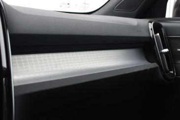 Volvo XC40 B4 Plus — photo 37