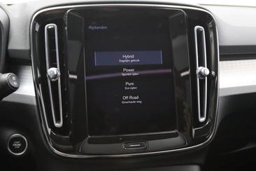 Volvo XC40 T4 Recharge Inscription — photo 36