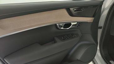 Volvo XC90 T8 Recharge Plus — photo 12
