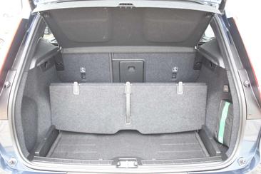 Volvo XC40 B4 Plus — photo 48