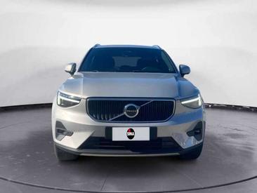 Volvo XC40 B3 Core — photo 8