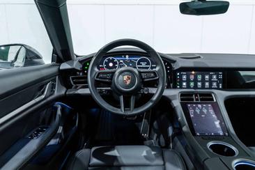 Porsche Taycan Performance Package — photo 7