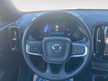 Volvo XC40 B3 Core — photo 12